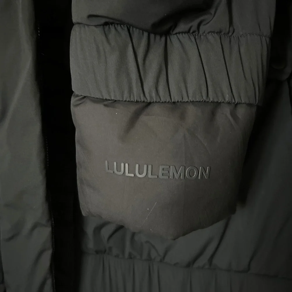 Lululemon Down Jacket Puffer Coat in Black 600 Fill Goose Down Size 12